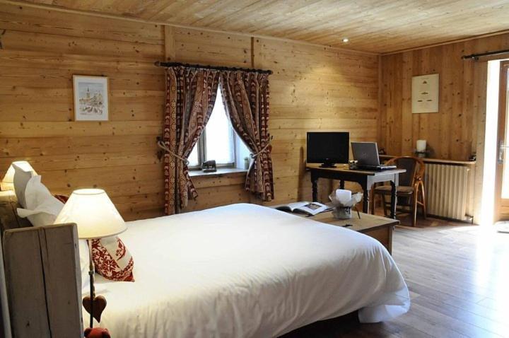 La Ferme D Emilienne Bed and Breakfast Sallanches Camera foto